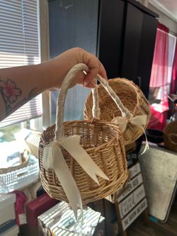 Flower girl baskets
