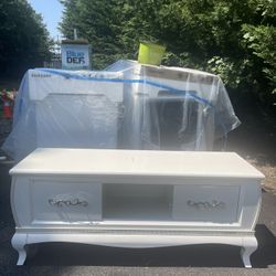 NEW WHITE DRESSER WITH BEZZLES