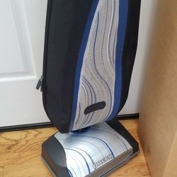 NEW cond. 2 SPEED  ORECK COMMERCIAL VACUUM  , WITH AMAZING POWER SUCTION  , WORKS EXCELLENT  , IN THE BOX 