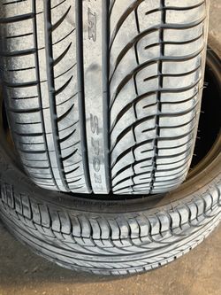 Used Like New 275/30/20 2pcs Fullrun