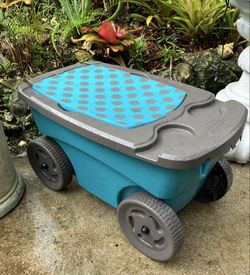 Suncast Resin Outdoor Rolling Garden Cart Scooter with Wheels and Pull Strap, Gray/Blue: 22.5”L  x 12.25”W x 13”H