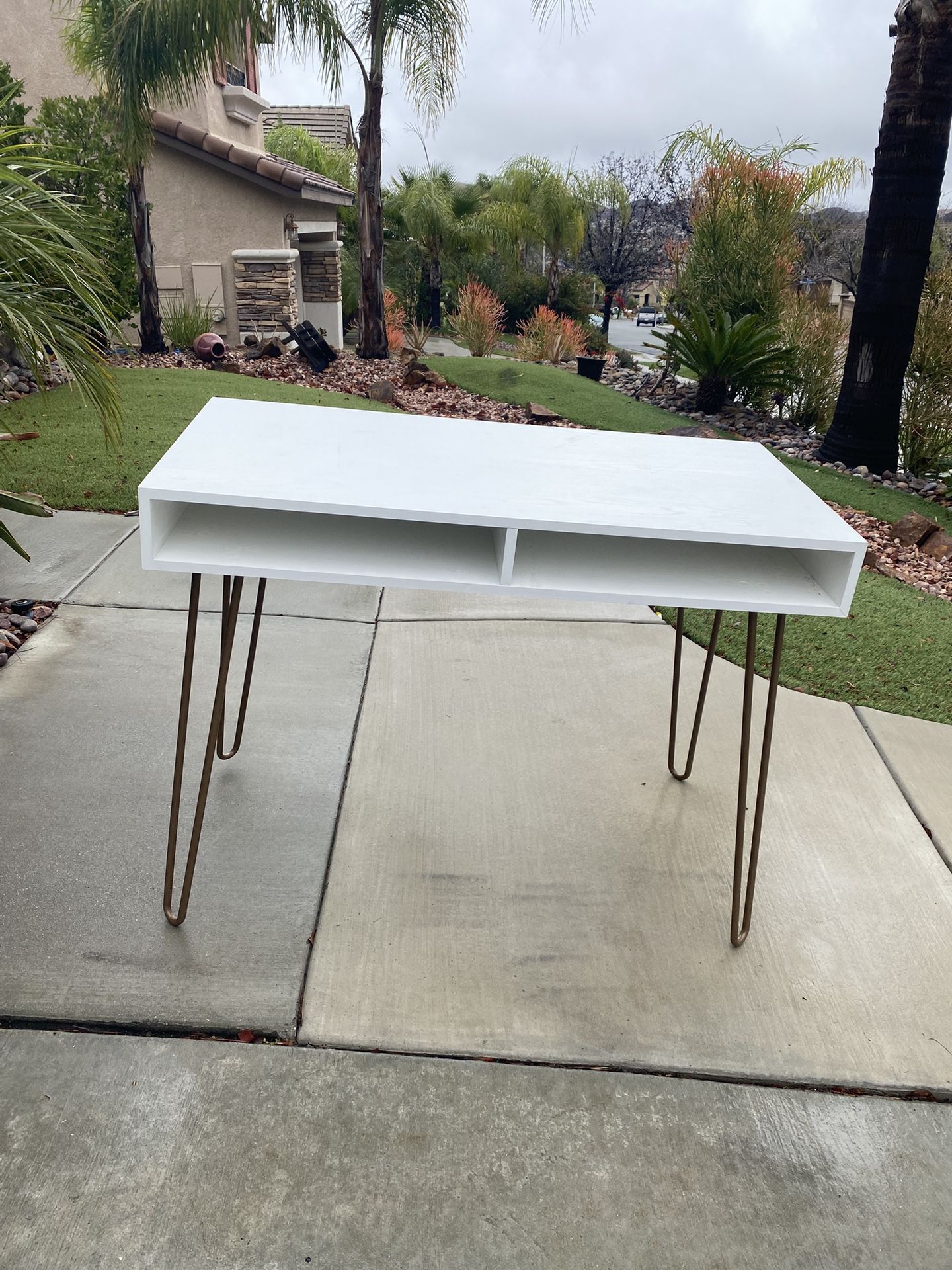 White Desk Great Condition Clean