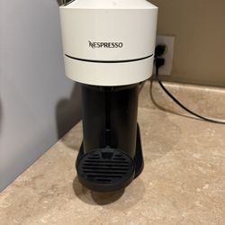 Nespresso Vertuo + pods 