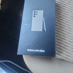 Samsung Galaxy S24 Ultra Open Box 512GB $600
