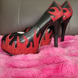 Ladies Bordello Pin-Up Heels - Size 9