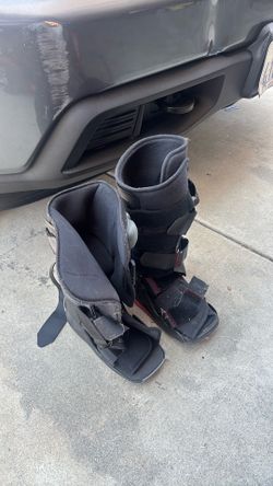 Post operation boots  medium used