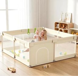 Baby playpen