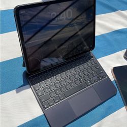 Apple iPad Pro 11-inch (M4) WiFi & Cellular & Free Magic Keyboard