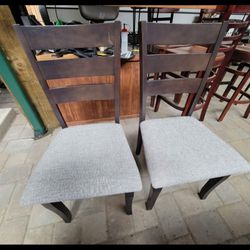RV Dinette Chairs (2)