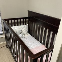 Delta Baby Crib