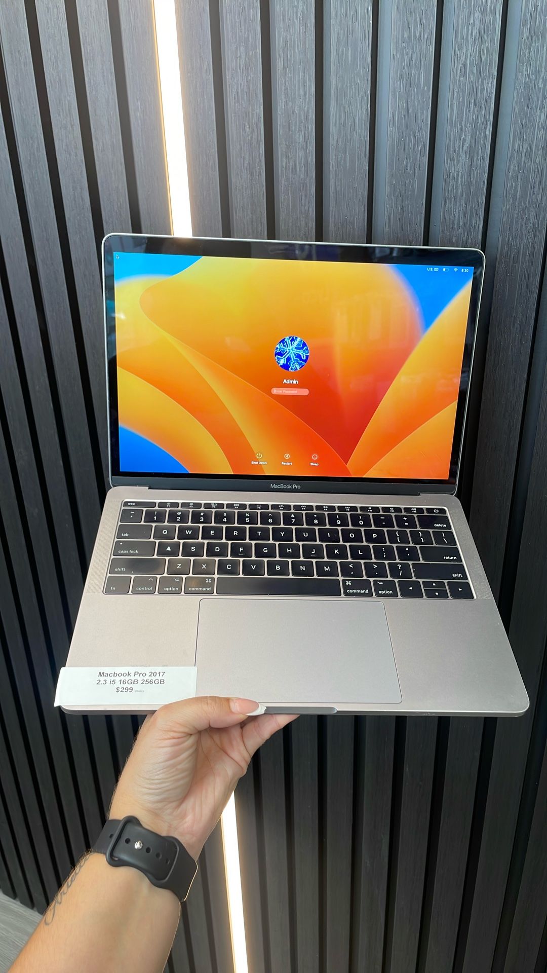 MacBook Pro 2017 i5