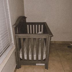 Baby Crib 