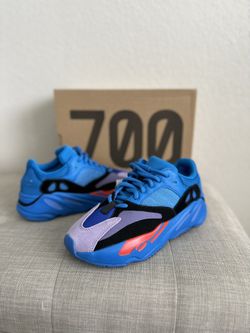 Yeezy Boost 700 ‘Hi-Res Blue’