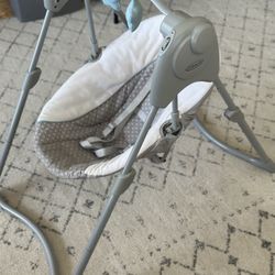 Graco Portable Baby Swing