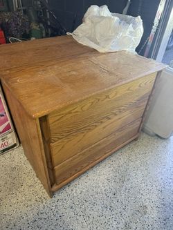 Night Stands Or Chest Of Drawers 