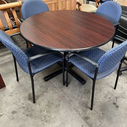 Regency Kobe 48-Inch Round Breakroom Table, Mahogany, and 4 Restaurant Stack Chairs