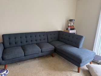 wayfair L shaped couch / seats 3-4 right side L. Blue