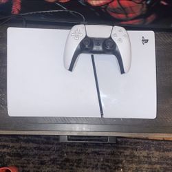 Ps5 with white controller 