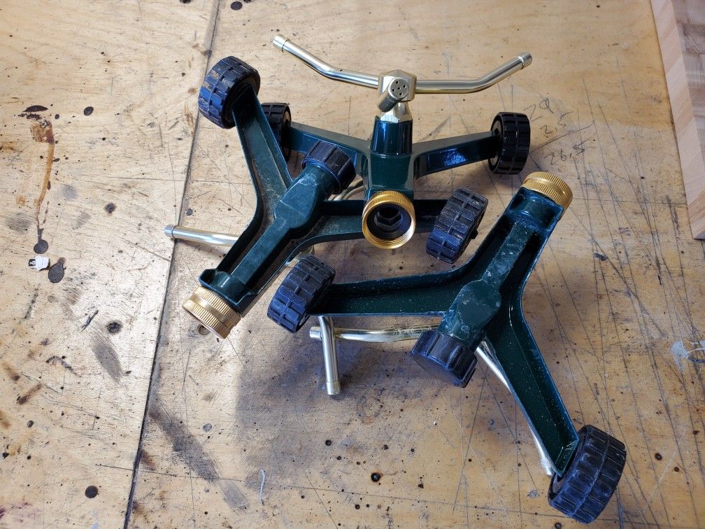 3 Yard SPRINKLERS Hook To Hose On Wheels