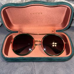 Men’s Gucci Glasses Only Tried On Never Worn 