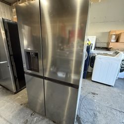 LG 27 Cubic Ft Side By Side Refrigerator 