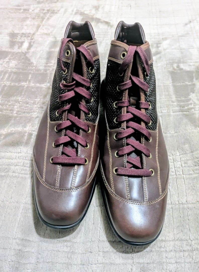 COLEHAAN  AIR GRADY. HIKING  BOOTS