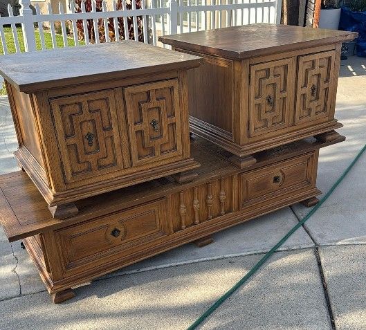 THREE SUPER COOL VINTAGE THOMASVILLE TABLES, 1 COFFEE & 2 END TABLES ,MONTEREY ACCENT COLLECTION SPANISH MEDITERRANEAN
