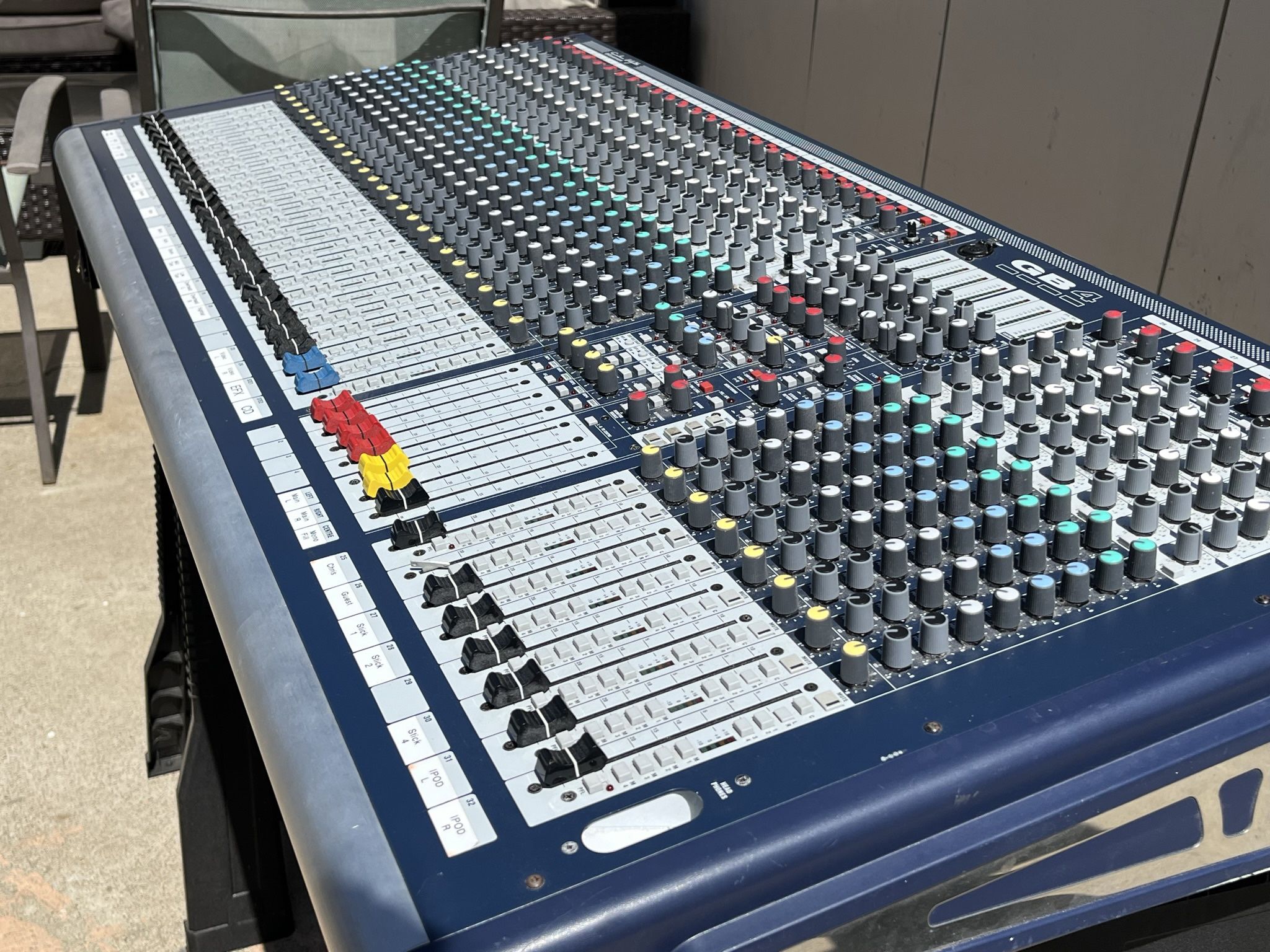 Soundcraft GB4 32-Channel Mixer Console, Graham Blyth Series