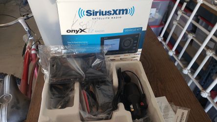 NEW SiriusXM Onyx EZ Satellite Radio Receiver with Vehicle Kit