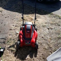 Toro e Cycler 20 In Cordkess Electric
