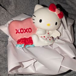 Hello Kitty Valentine's Day Cupid