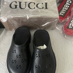 Black Gucci Platform Slides