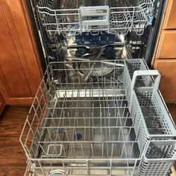 Kitchen Aid Dishwashers 
