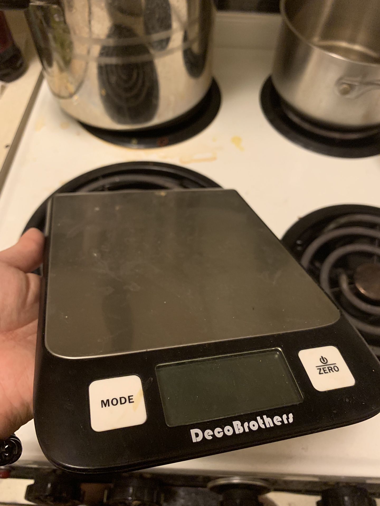 Accurate Deco brothers kitchen scale