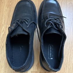 Men’s Dress Shoes Size 9