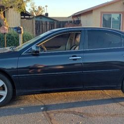 2005 Lexus ES 330 160,000 miles V6 cold AC Tinted windows Clean in inside No pets no smoking