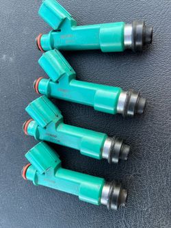 Set of 4 Denso Fuel Injectors