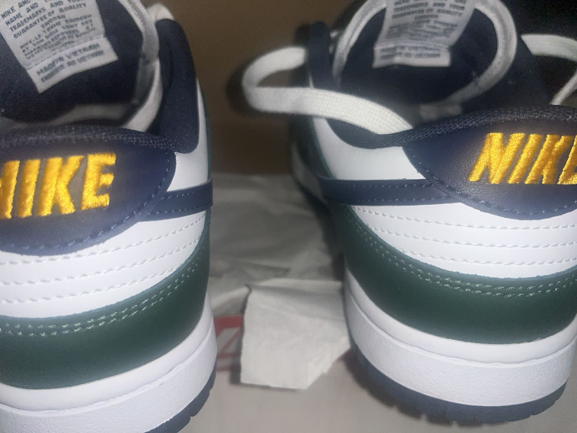 Nike Dunk Low/ Fir Midnight Navy-White Sapin/Blanc/Marine Minuit Size 8