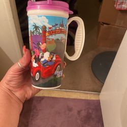 Walt Disney World, Orlando And Refillable Cup Take To Disneyland And Get Your Refills For The