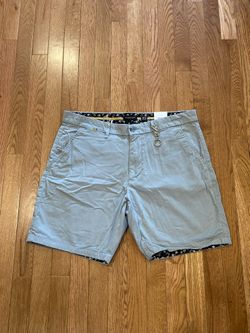 Denim & Flower NWT Men’s Light Gray Flat Front Dress Shorts