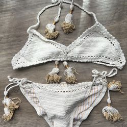 She Made Me Handmade crocheted white bikini with puka shell tassles Small