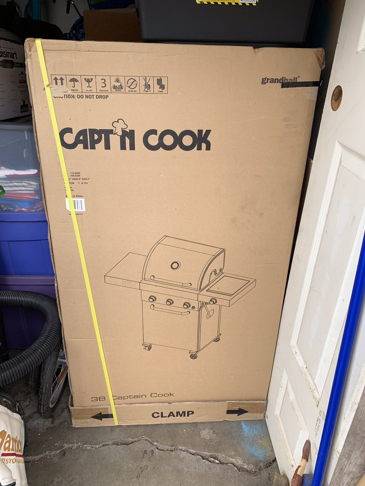 New in box Captn Cook BBQ Grill