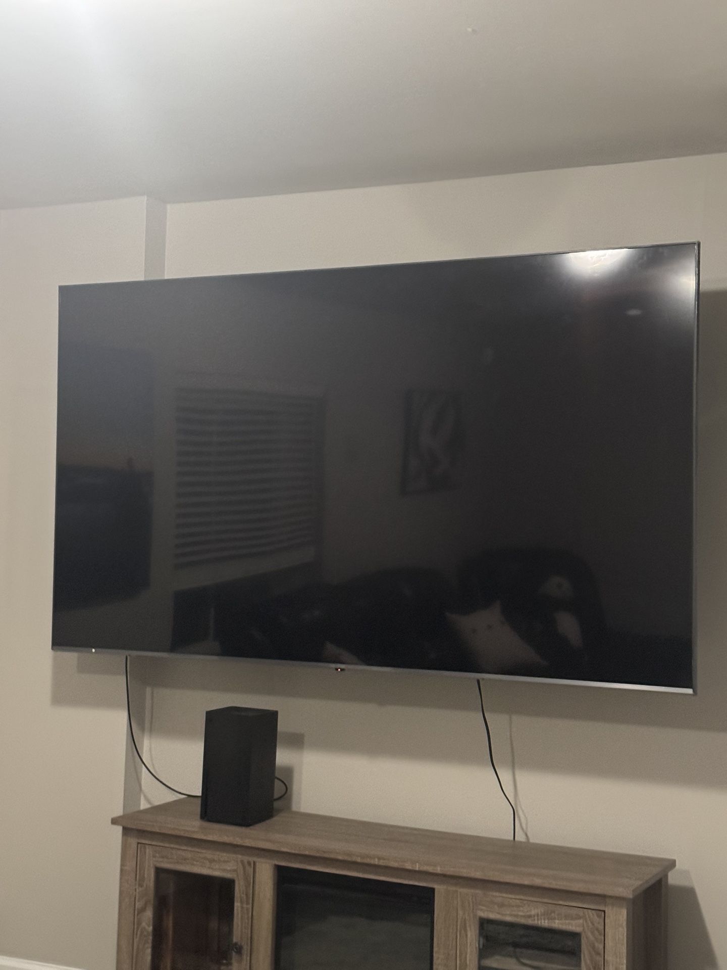 86” Inch TV - LG