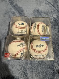 AUTHENTIC MAJOR LEAGUE BASEBALLS