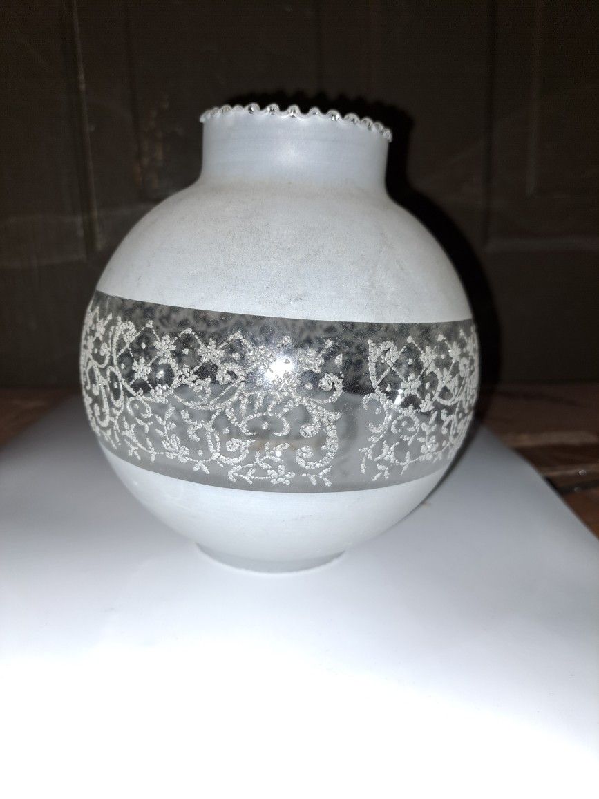 Vintage Scroll Frosted Ball Globe Lamp Chandelier Shade With Ruffled Top