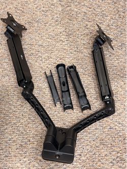 Dual monitor wall mount