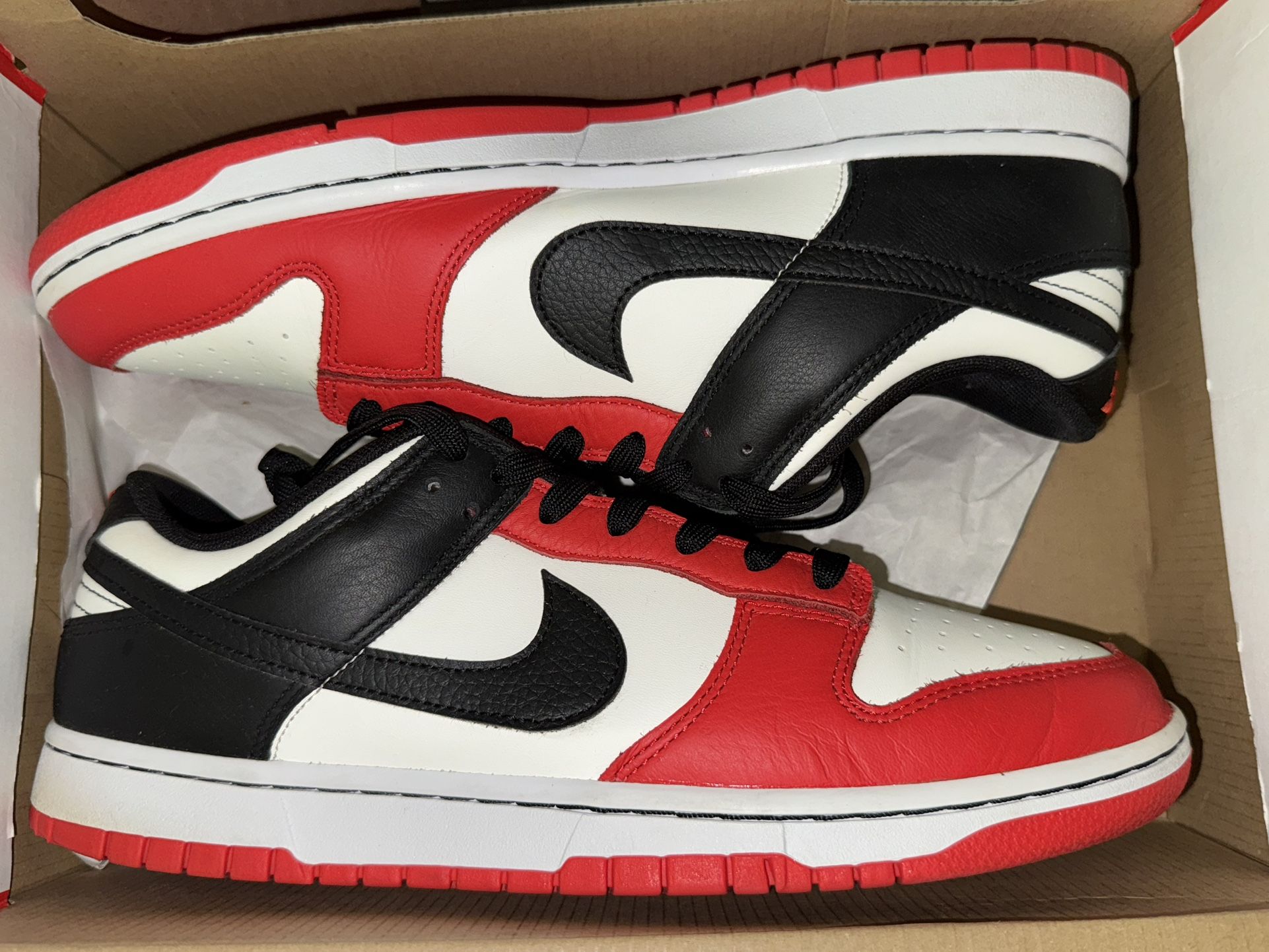 Nike Dunk Low Chicago EMB Anniversary Size 11.5 Men’s Sneakers Shoes