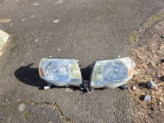 Tacoma Headlights