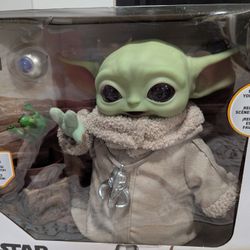 Star Wars The Child Baby Yoda The Mandalorian with 4 Accessories 12" Tall