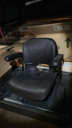 Mobility scooter seat